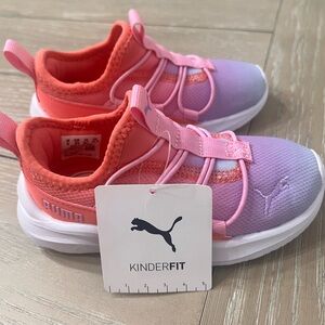 Brand New: Puma Girls Toddler Size 9 Shoes